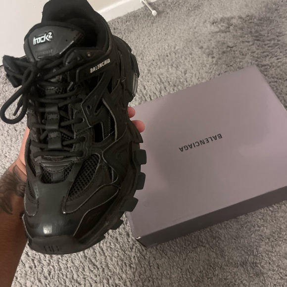 Balenciaga track 2. Only been worn 3 times .need them off my hands - Picture 1 of 6